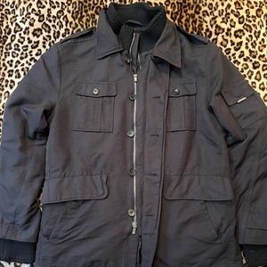 Men’s hugo boss black jacket. Lg